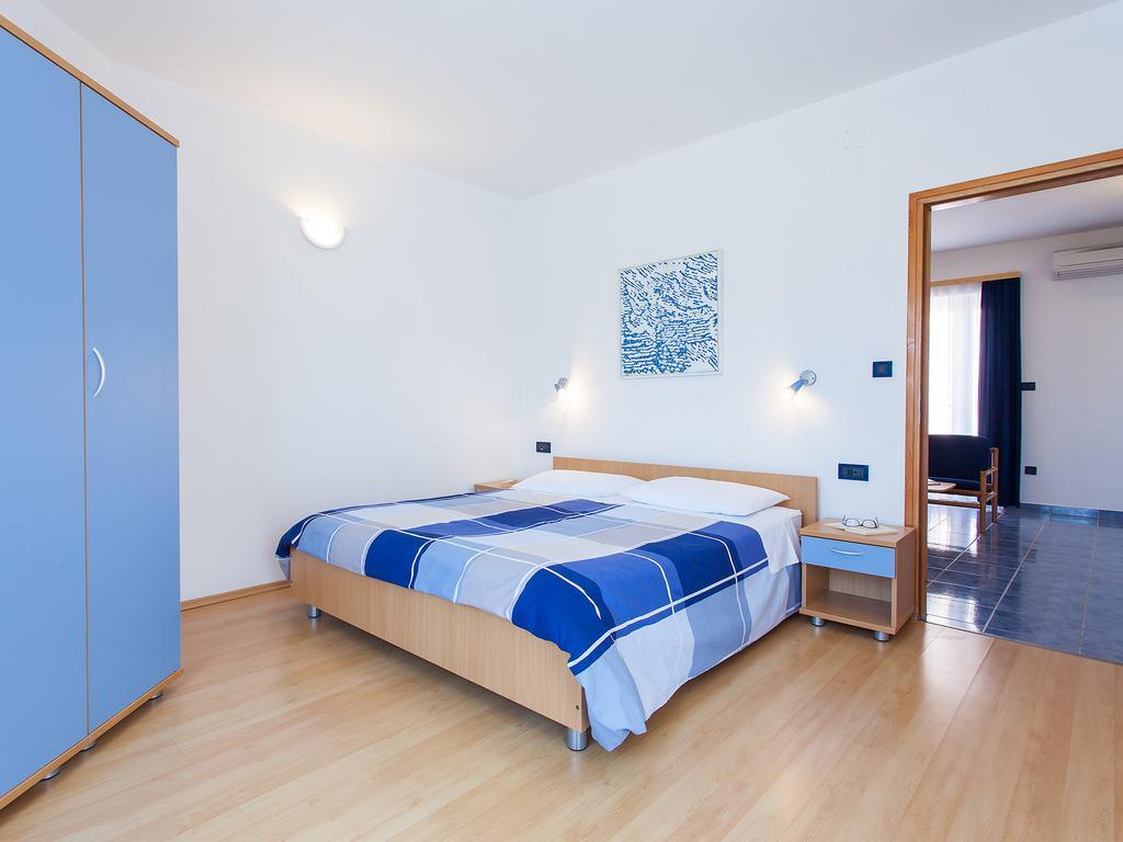 Apartments Villa Brioni I Fažana Szoba fotó