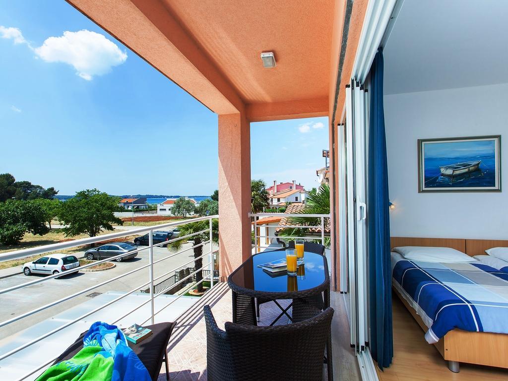 Apartments Villa Brioni I Fažana Szoba fotó